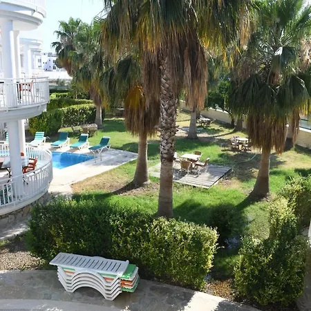 Aylin Villas فيلة